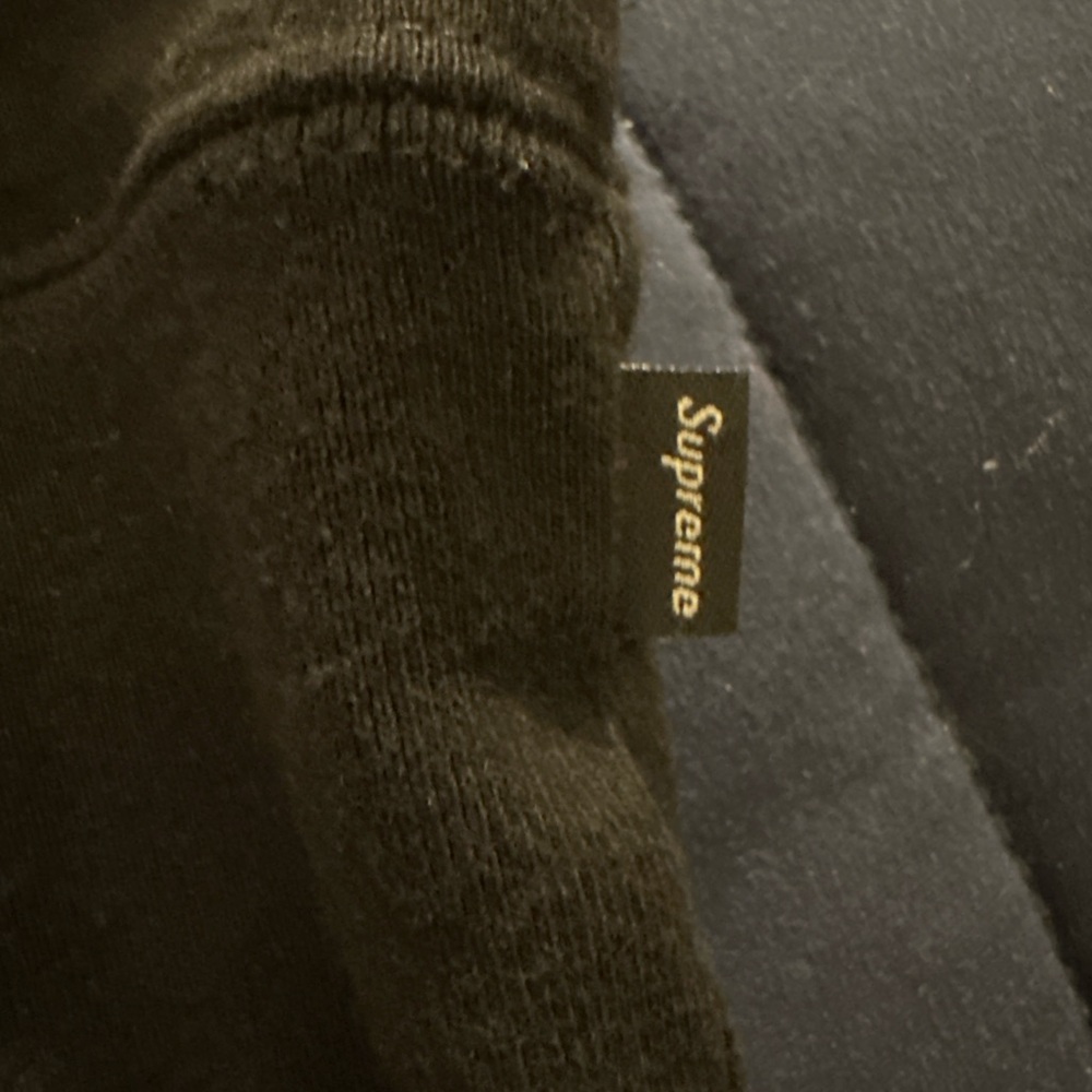 Supreme Black Sweatshirt with Red Logo - Picture 5 of 6